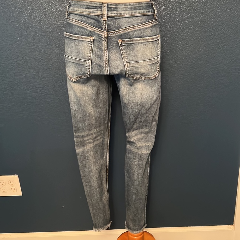 REFUGE JEANS - Picture 3 of 3